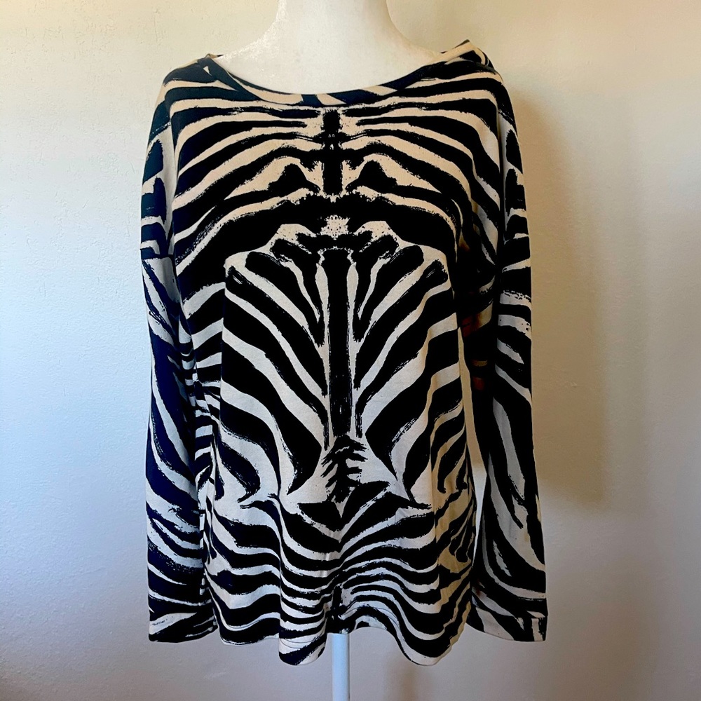 H&M black and white zebra print sweater.